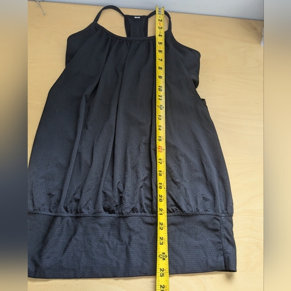 Lululemon No Limit Tank Black No Size Dot Looks Like A 6 - Picture 12 of 12